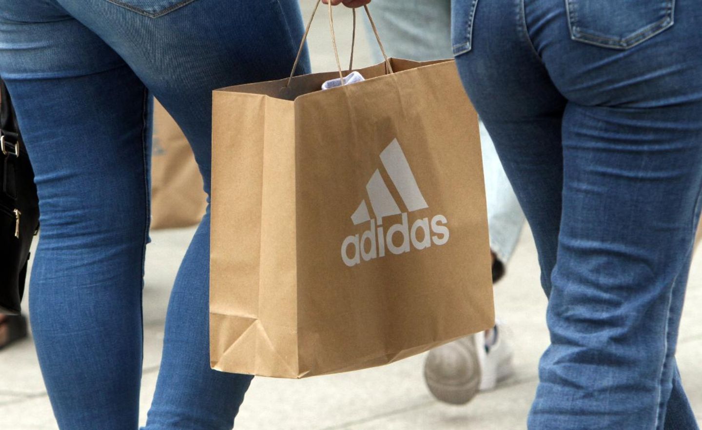 Adidas: Der Ruf des Sportartikelherstllers hat in der Corona-Krise stark gelitten