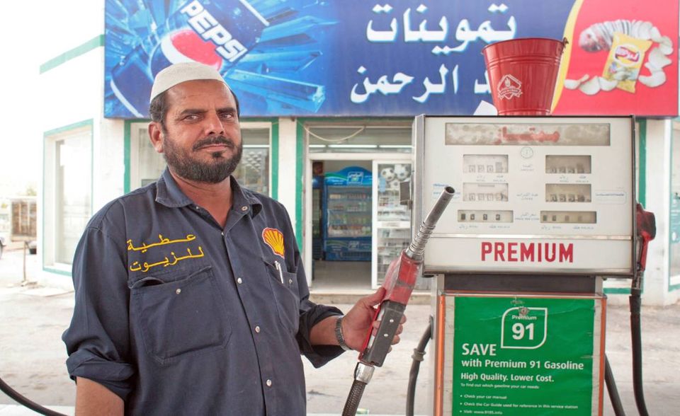 Saudi-Arabien hat 2019 rund 579,9 Millionen Tonnen CO2 ausgestoßen, wie BP errechnet hat. Das waren 1,1 Prozent mehr als im Vorjahr. Die Erdöl-Nation Saudi-Arabien, in der gerade einmal rund 34 Millionen Menschen leben, belegte unter den Ländern mit den höchsten klimaschädlichen Emissionen Platz zehn.