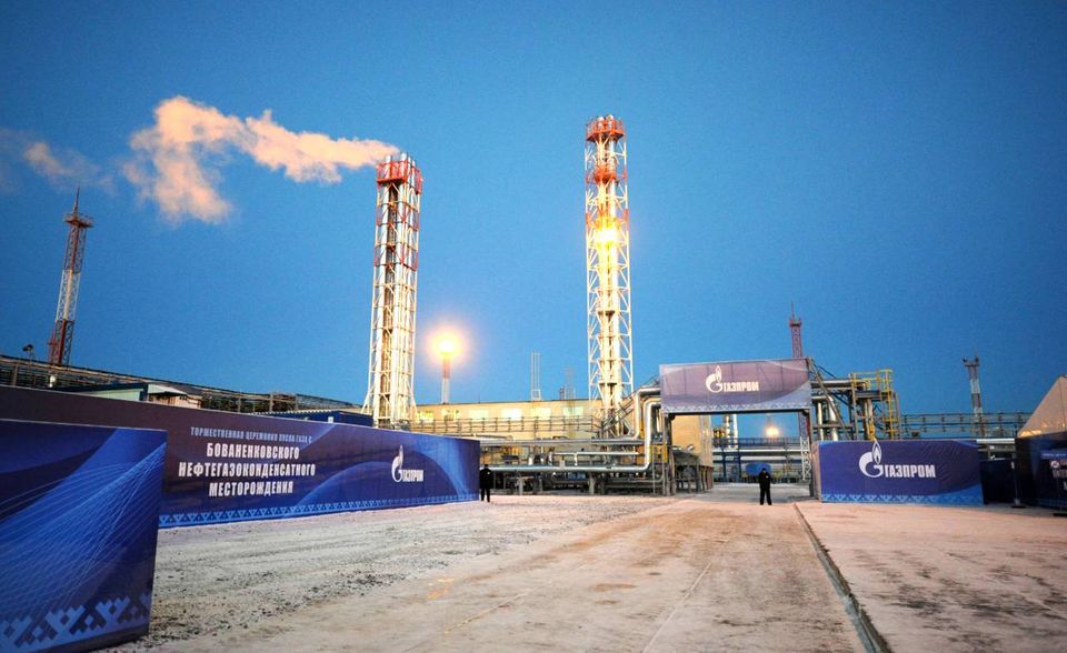 Russland blieb 2019 der zweitgrößte Produzent von Erdgas weltweit – und das mit fast der dreifachen Menge als beim Drittplatzierten Iran. In der Russischen Föderation wurden 2019 laut BP 679,0 Milliarden Kubikmeter Erdgas produziert. Das habe 17,0 Prozent der weltweiten Bilanz entsprochen.