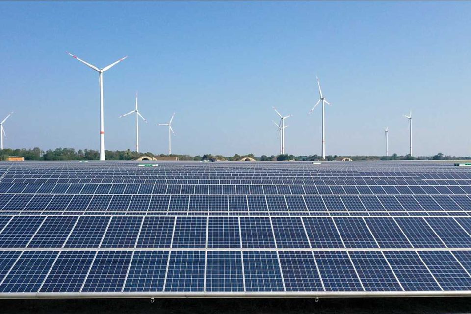 In Zerbst wird Wind- und Solarstrom produziert