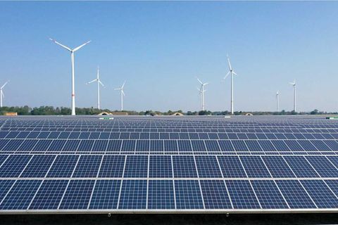 In Zerbst wird Wind- und Solarstrom produziert