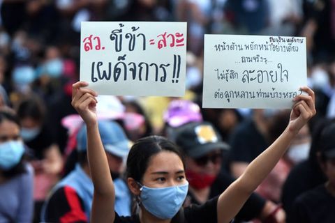 In Thailand demonstrieren vor allem Jugendliche für mehr Freiheit