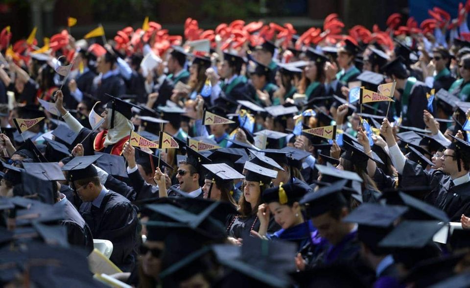 Die USA gaben 2017 rund 6,1 Prozent des BIP für die Bildung aus. Das bedeutete in der OECD Platz sechs. 2,5 Prozent für die tertiäre Bildung war einer der höchsten Werte in den Top 10.