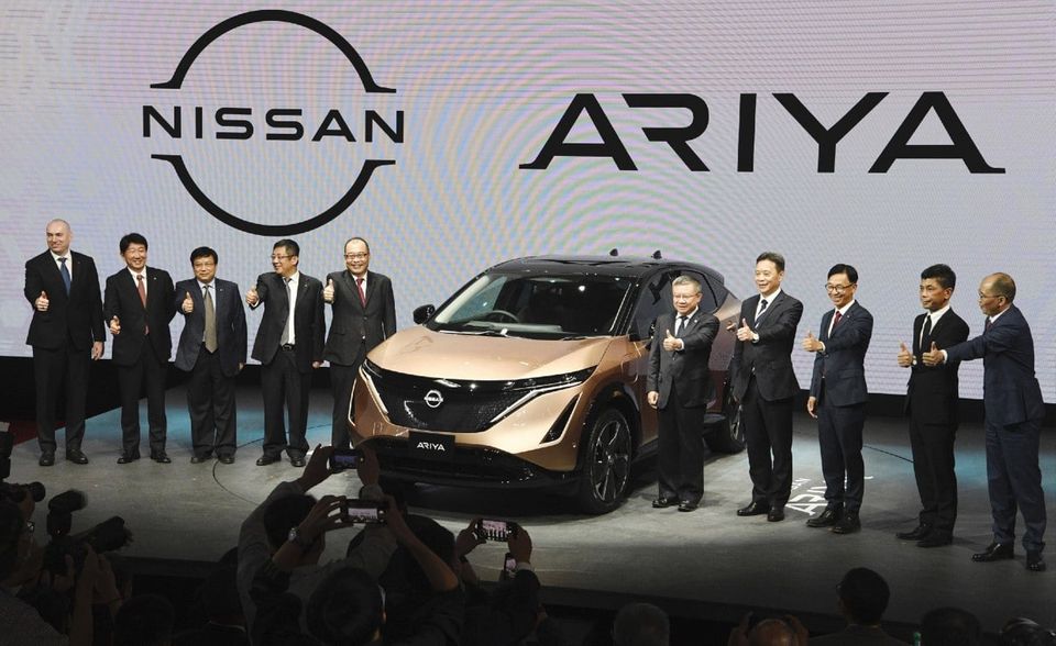Nissan ist hingegen in die Krise geraten. Der japanische Autobauer meldete für das im März 2020 zu Ende gegangene Geschäftsjahr 2019 einen Umsatzrückgang von 13 Prozent auf 90,9 Milliarden Dollar. Beim Gewinn rutschte Nissan sogar in die roten Zahlen. Er sank laut dem Ranking um 315 Prozent auf minus 6,2 Milliarden Dollar. Gemessen am Umsatz reichte es für Nissan in den „Fortune Global 500“ nur noch für Rang 83, 17 Plätze schlechter als 2019.