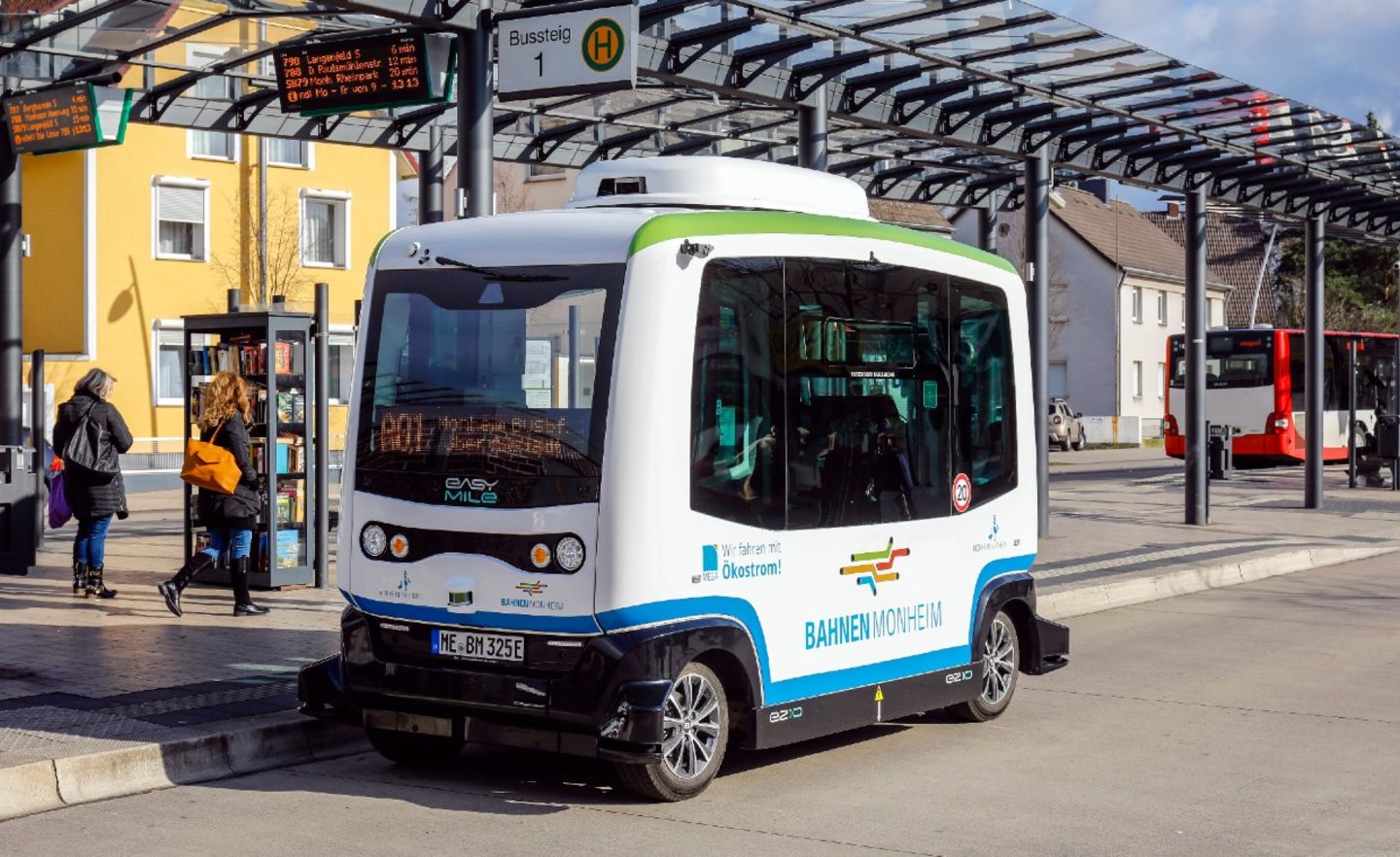 Autonom fahrender Elektrobus in Monheim am Rhein