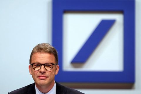 Deutsche-Bank-Chef Sewing hofft auf einen Jahresgewinn