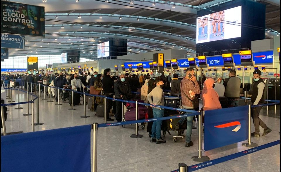 London Heathrow hat 2019 rund 76,0 Millionen internationale Passagiere abgefertigt und war weltweit die Nummer zwei. Im ersten Halbjahr 2020 fiel die Bilanz auf 14,5 Millionen, ein Minus von 60,3 Prozent. Damit lag London Heathrow aber leicht unter dem Durchschnitt der Top 10.