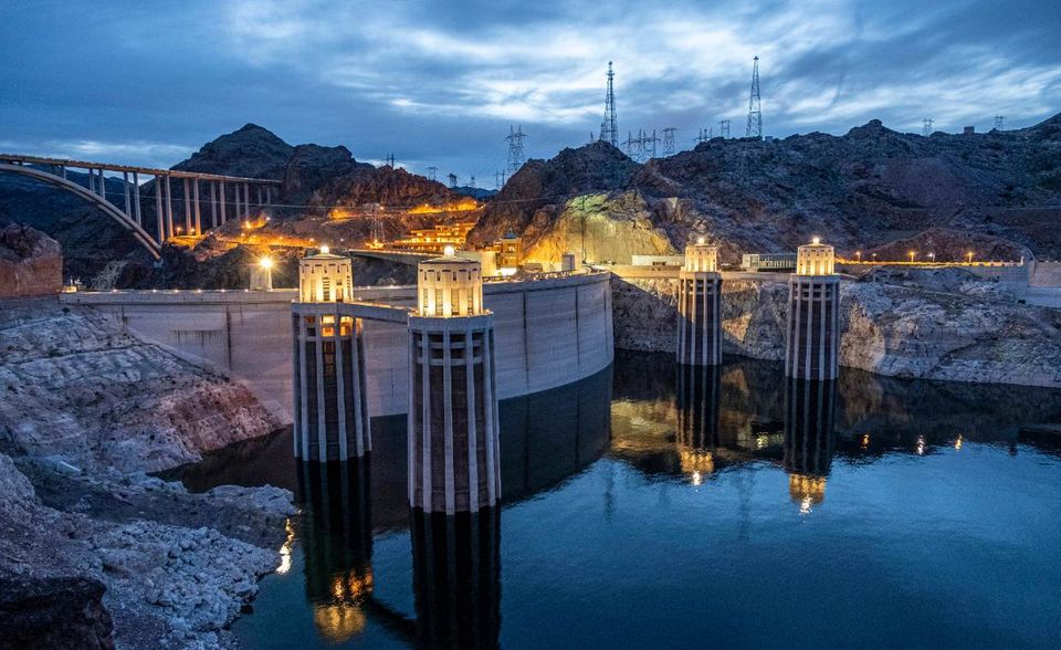 Die USA sind bekannt für riesige Staudämme wie den Hoover Dam. 2019 aber hat die Wasserkraft an Bedeutung verloren. Die in den USA erzeugte Menge sank um 6,3 Prozent auf 271,2 Terawattstunden.