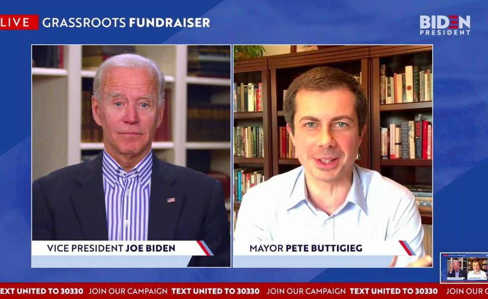 Der Demokrat Pete Buttigieg kann sich selbst eine Rolle in der US-Außenpolitik vorstellen. Der mehrsprachige Bürgermeister aus Indiana, der im Rennen um den demokratischen Präsidentschaftskandidaten Achtungserfolge erzielte, wird für den Posten des US-Botschafters bei den Vereinten Nationen gehandelt. Dafür fallen auch Namen wie Wendy Sherman und Linda Thomas-Greenfield. Aus dem Umfeld von Buttigieg verlautete jedenfalls, er rechne sich gute Chancen für einen Einzug ins Kabinett aus, in welcher Funktion auch immer.