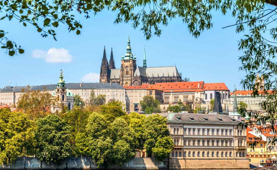 Tschechien war 2019 das erste Land, in dem sich die ins Ausland übertragenen Geld- oder Sachleistungen auf mindestens eine Milliarde Euro summierten (1,1 Mrd. Euro). Der Hauptteil (658 Mio. Euro) blieb in der EU.