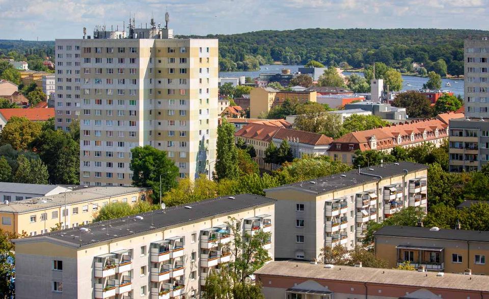 Das nach Einwohner zehntgrößte Bundesland belegte 2019 denselben Rang auch bei den Alleinlebenden. Das Statistische Bundesamt verzeichnete rund 499.000 Singles in Einpersonenhaushalten. Es waren 260.000 Frauen und 239.000 Männer.