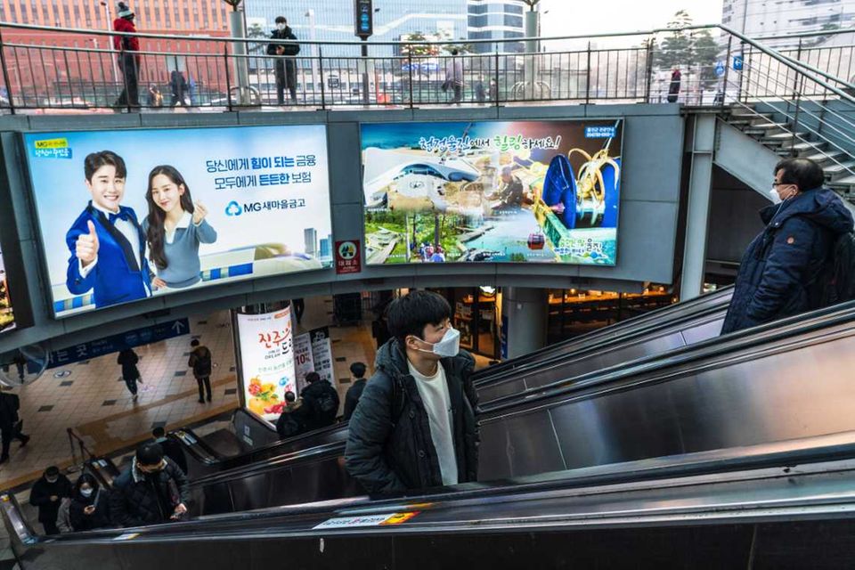 Südkoreas BIP pro Kopf stellt den Nachbarn China weit in den Schatten. Die asiatische Wirtschaftsnation kam mit 44.600 internationalen Dollar fast auf das durchschnittliche Niveau der EU-Mitglieder (46.600 Dollar).