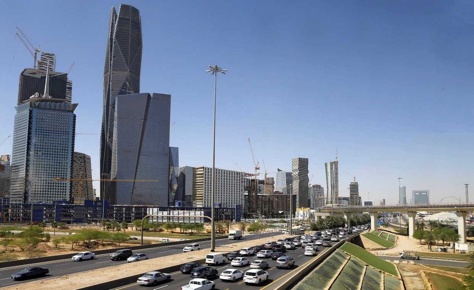 Saudi-Arabien verharrte auf dem vorletzten Platz des Rankings von Germanwatch. Das vergleichsweise gute Ergebnis bei den erneuerbaren Energien wurde von miserablen Emissionswerten zunichte gemacht. Auch beim Energieverbrauch und der Klimapolitik schnitt Saudi-Arabien extrem schlecht ab.