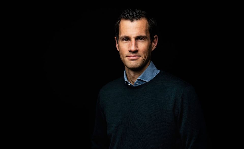 Fredrik Cassel verbesserte sich im Ranking vier Plätze. Der Partner bei Creandum ist besonders stolz auf die Investition bei dem norwegischen Bildungs-Start-up Kahoot!, wie „Forbes“ berichtete. Das habe es in der Corona-Pandemie geschafft, sein Geschäftsmodell mit Vor-Ort-Lernangeboten auf Fernunterricht umzustellen, sagte der Schwede.