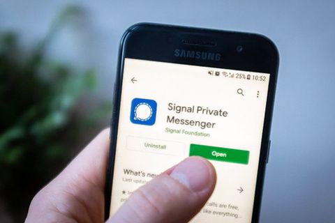 Nach einem Tweet von Elon Musk gab es einen Ansturm auf die App des Messengerdienstes Signal
