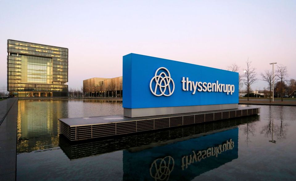 Der Essener Industriekonzern steckt seit Jahren in der Krise. Bisher sucht das Unternehmen vergeblich nach einer Lösung für seine chronisch schwächelnde Stahlsparte. Kein Wunder, dass es auch von der Aktie wenig Erfreuliches zu berichten gibt. 55,7 Prozent hat der Titel auf Fünfjahressicht eingebüßt, im vergangenen Jahr waren es 32,5 Prozent. Das bedeutet Platz 18 auf der Kapitalvernichter-Liste.