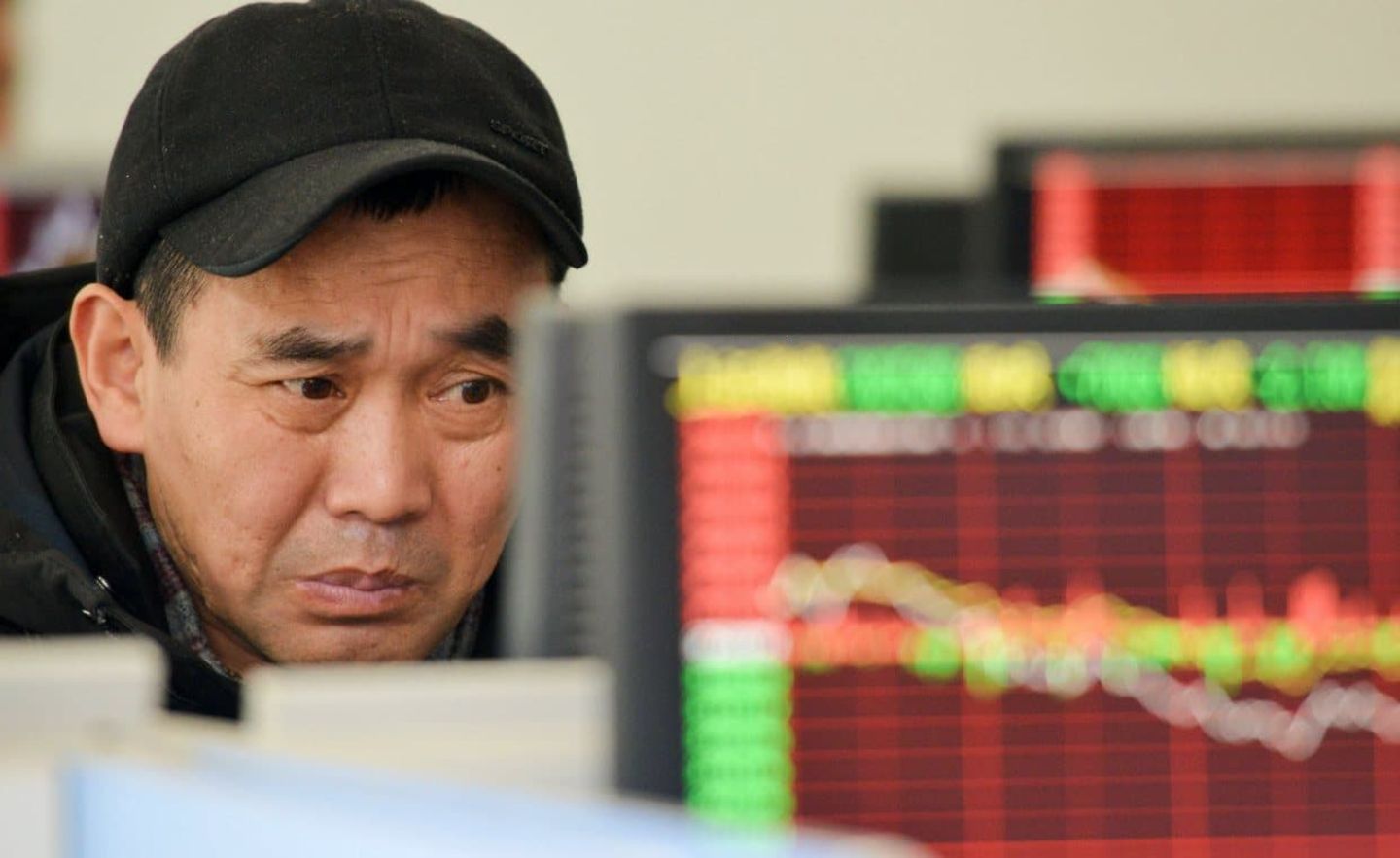 Sorgenvoller Blick: Chinesische Anleger hatten zuletzt wenig Freude an der Kursentwicklung ihrer Aktien
