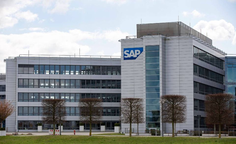 Mit SAP wurde ein weiterer Marktführer aus Deutschland als „Global Top Employer 2021“ ausgezeichnet. Dies war laut dem Softwarekonzern zum vierten Mal in Folge der Fall. „Unseren derzeitigen und künftigen Mitarbeitern ein besonderes Erlebnis zu bieten, ist das oberste Ziel unserer Arbeit im Personalwesen bei SAP“, teilte das Unternehmen mit.
