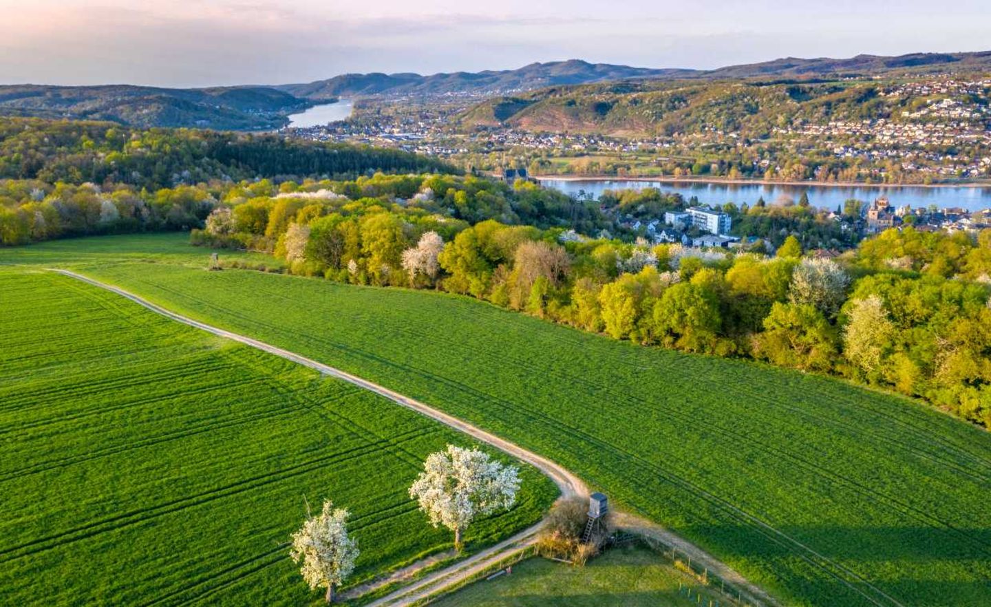 Auf die Lage kommt es an: Blick auf Remagen bei Bonn