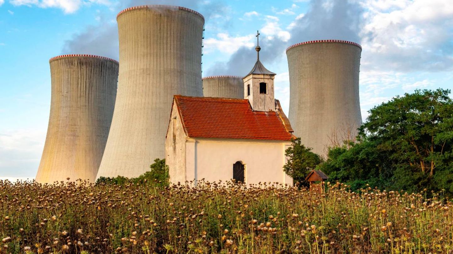Moskevská jaderná diplomacie: Rosatom dodává reaktory těmto zemím