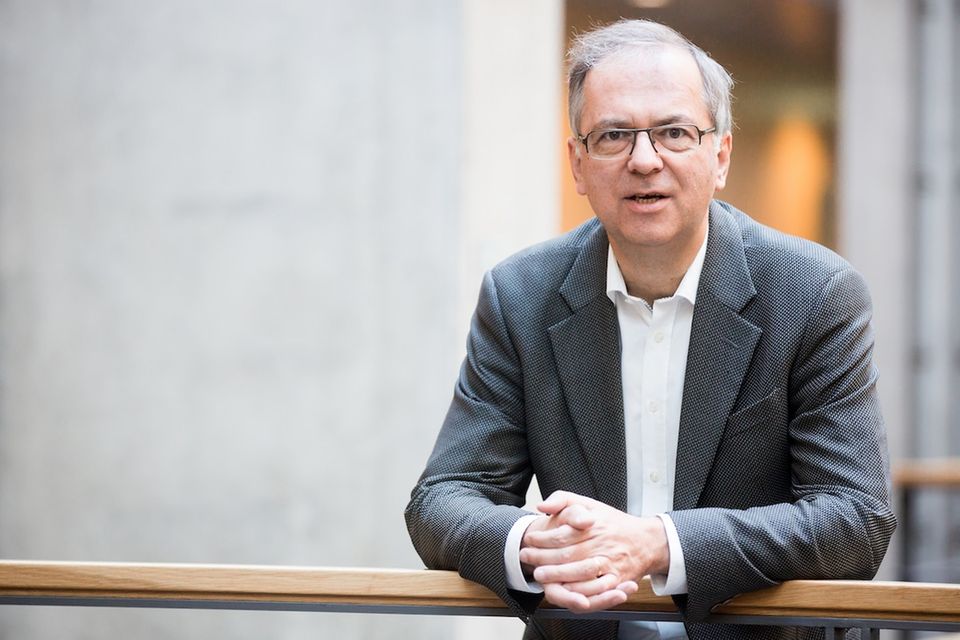 Heribert Hirte ist Universitätsprofessor und Rechtsexperte. Er sitzt für die CDU im Bundestag.