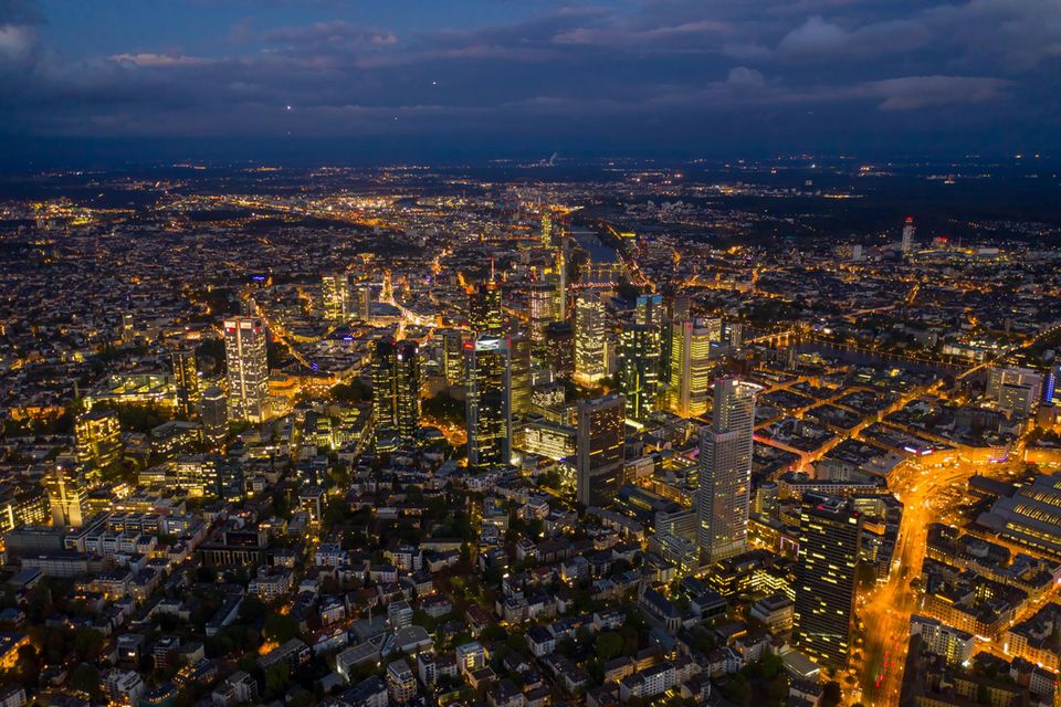 Finanzzentrum Frankfurt: Die deutsche Wirtschaft hat in der Pandemie Widerstandskraft bewiesen