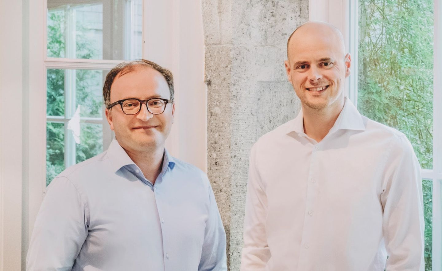 Das neue Führungsteam Tamaz Georgadze (Raisin-Gründer, links) und Tim Sievers von Deposit Solutions.