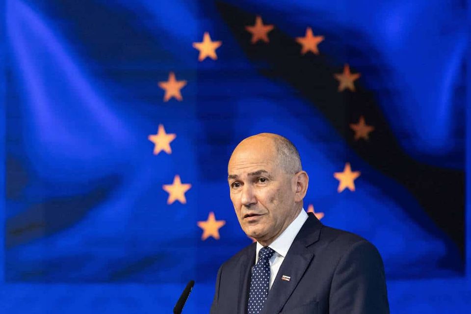 Sloweniens Ministerpräsident wird ab Juli Ratspräsident der EU sein. Er ist Fan von Donald Trump, seine Methoden könnte er sich von ihm abgeschaut haben.