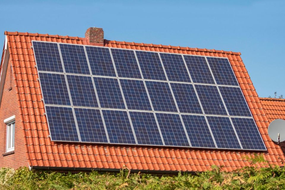 Dank einer Kombination aus Solarenergie und Wasserstoff können Verbraucher klimaneutral wohnen