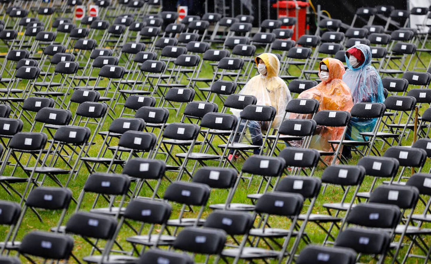 Zugang nur geimpft, genesen oder mit Test. Das gilt ab heute für viele Orte, die öffentlich zugänglich sind. Foto: IMAGO / Future Image