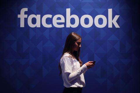 Hat Facebook zu viel Macht: Milliarden Menschen kommunizieren über die Dienste des Konzerns
