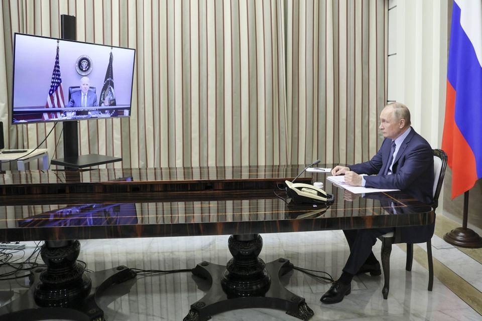 Russlands Präsident Wladimir Putin bei einer Videokonferenz mit US-Präsident Joe Biden am 7. Dezember