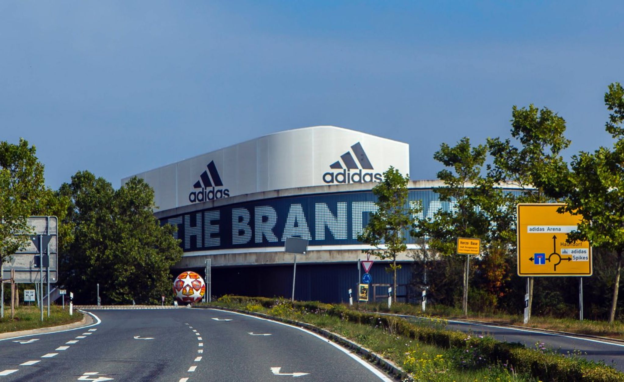 Von Adidas bis VW Das sind die wertvollsten deutschen Marken Capital