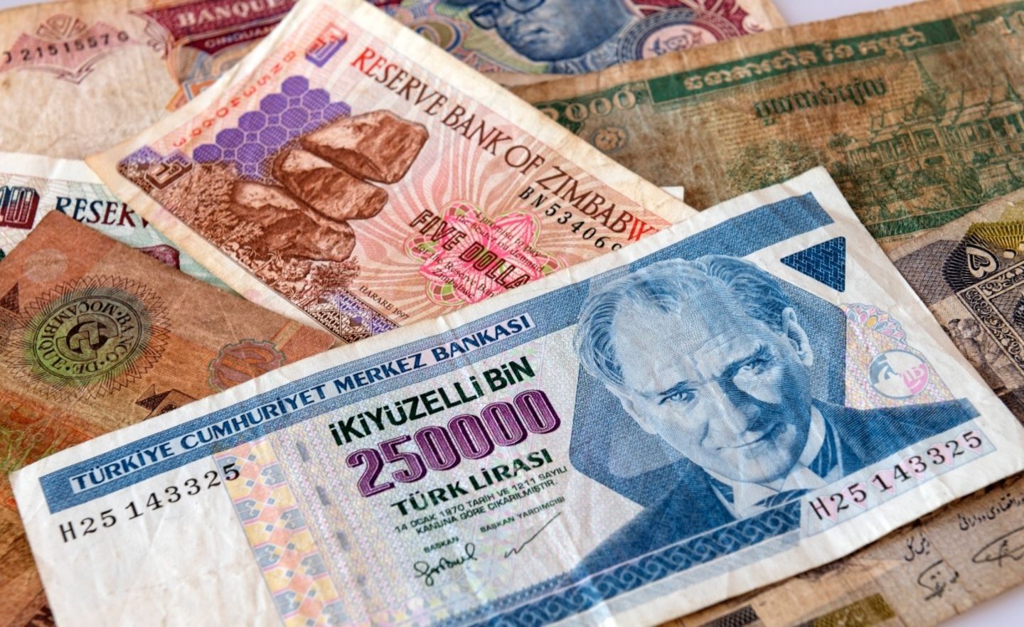 In 2021 hat die türkische Lira rund 44 Prozent an Wert eingebüßt