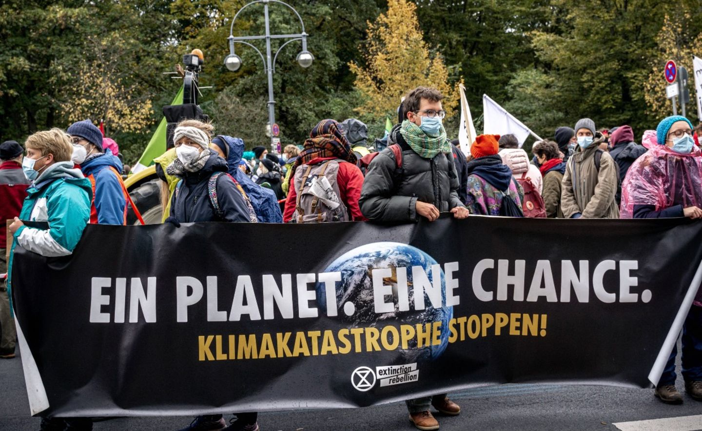 Die Klimakatastrophe stoppen wollen – wie hier Demonstranten in Berlin – immer mehr Menschen auf der Welt.
