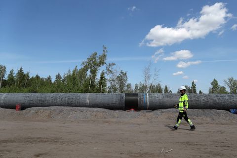 LENINGRAD REGION, RUSSIA - JUNE 5, 2019: The construction site of a section of the Nord Stream 2 natural gas pipeline near Kingisepp, Leningrad Region. Alexander Demianchuk/TASS PUBLICATIONxINxGERxAUTxONLY TS0ADE00