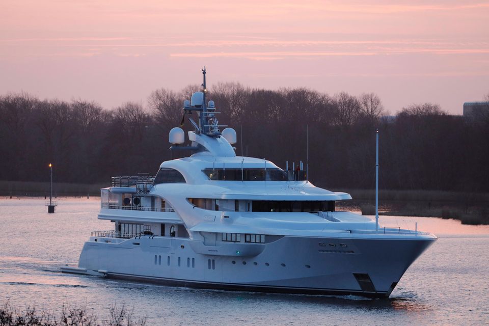 Diese Yacht heizt die Spekulationen um Putins wahres Vermögen erneut an