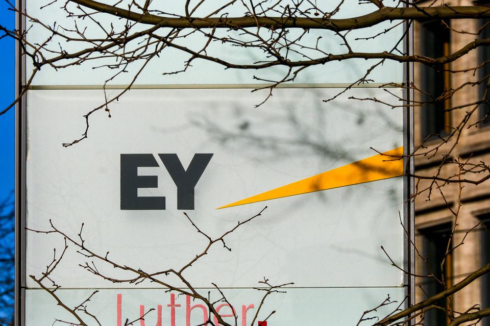 Der Ruf der Beratungsfirma EY hat durch den Wirecard-Skandal gelitten. Bei den Maskendeals ist das Unternehmen trotzdem an Bord