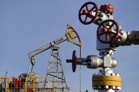 Der Preis der Rohölsorte Brent hat die Marke von 100 US-Dollar pro Barrel überschritten.