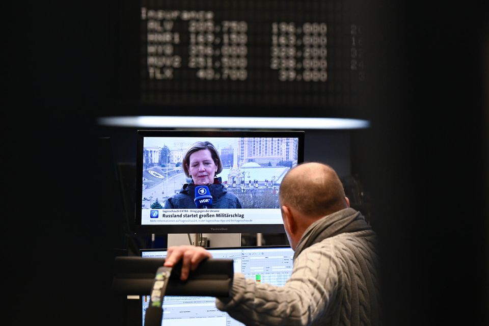 Krieg in der Ukraine: Nerven bewahren trotz Dax-Absturz