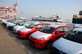 UNCTAD berücksichtigt für das Ranking der größten Registrierungsländer kommerzielle Schiffe mit Motorantrieb ab 1000 BRZ (Bruttoraumzahl, früher: Bruttoregistertonne). Gemessen am gesamten Ladungsvolumen der unter nationaler Flagge fahrenden Schiffe kam Japan 2021 mit 39,1 Millionen BRZ weltweit auf Platz zehn. UNCTAD zählte 5201 Schiffe, der dritthöchste Wert der Top 10. Das zeigt, dass überwiegend vergleichsweise kleine kommerzielle Schiffe unter der Flagge des Inselstaates fahren, zum Beispiel Autofähren. In einigen Ländern der Spitzengruppe waren die Schiffe im Durchschnitt zehnmal größer als in Japan.