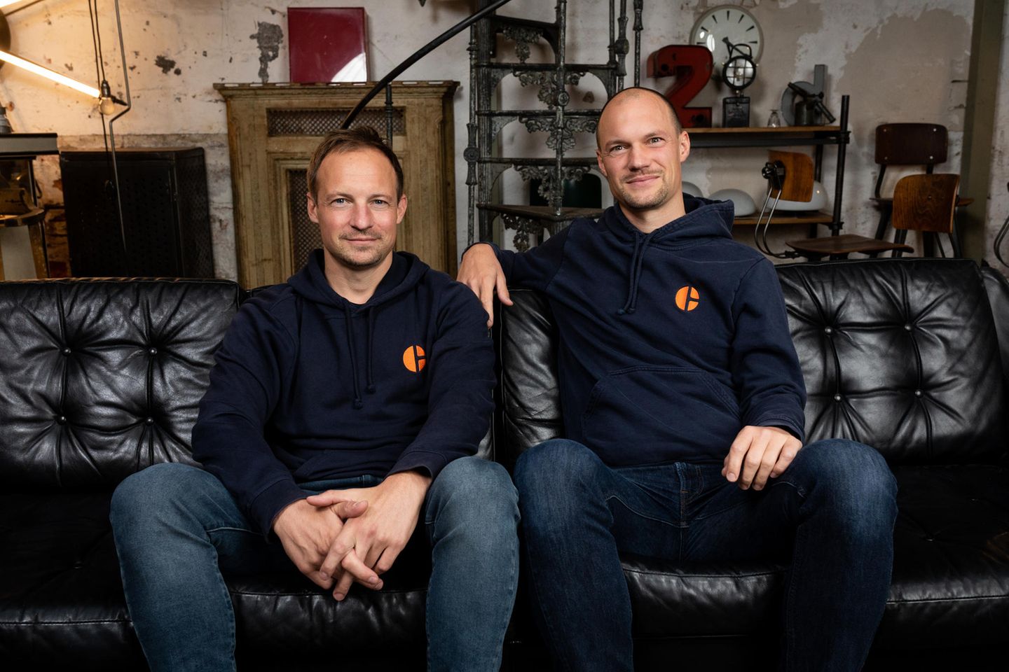 Die Brüder Yannis und Matti Niebelschütz könnten mit ihrem Start-up Coachhub bald den Sprung zur Milliardenbewertung schaffen.