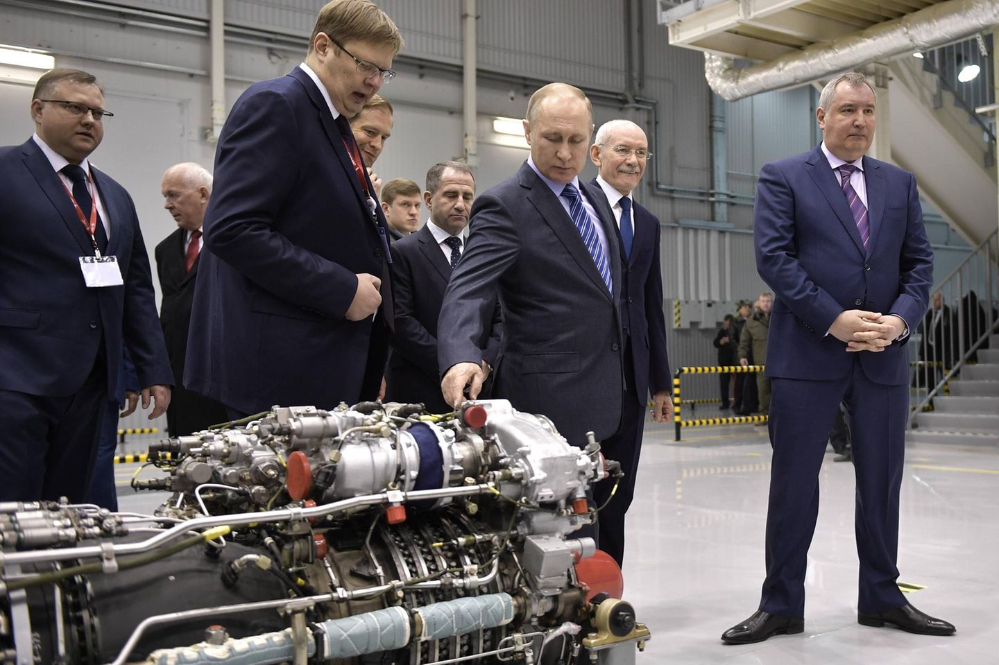 Die United Engine Corporation kam mit einer Bilanzsumme von 2,8 Mrd. US-Dollar (73 Prozent) auf Platz 44 (2019: 42) und lag damit in Russland auf dem fünften Rang der größten Rüstungsunternehmen. United Engine ist ein Maschinenbaukonzern, der Gasturbinen und Triebwerke für Flugzeuge fertigt. Er ist über seine Mutterfirma mit Rostec verbunden.