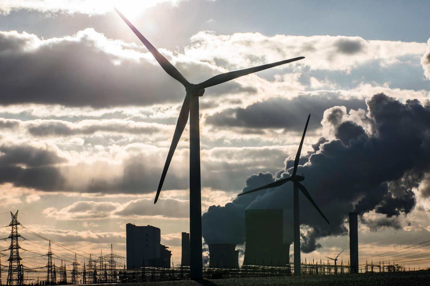 Für die Abmilderung des Klimawandels müssen laut IPCC-Bericht auch Finanzströme nachhaltig umgeleitet werden.