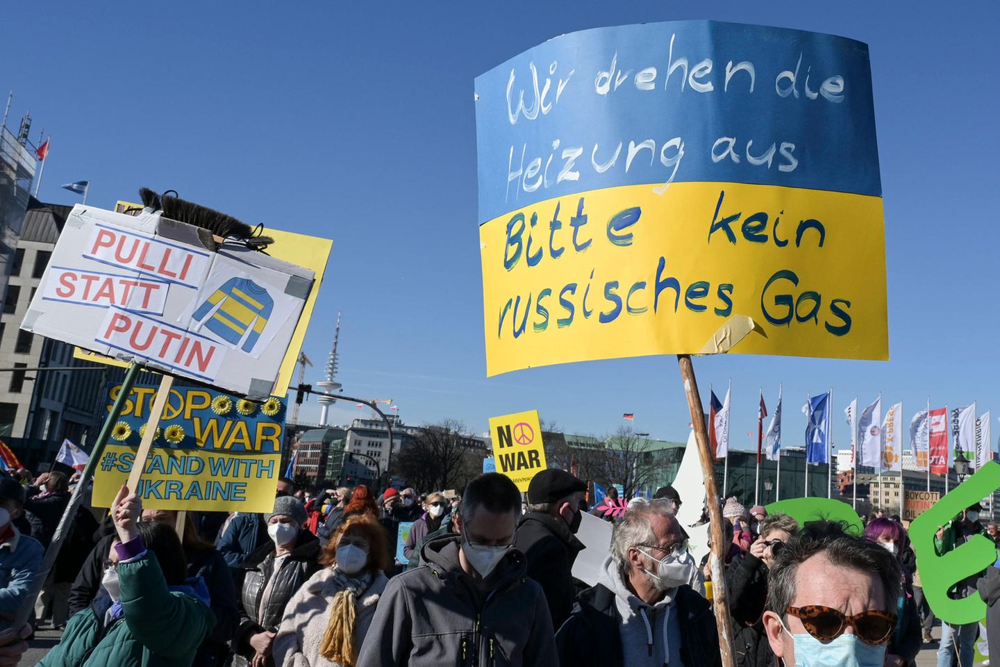 Europa importiert täglich Öl und Gas im Wert von hunderten Millionen Euro aus Russland.