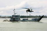 Abgesehen von Korea handelt es sich bei den größten Rüstungsnationen Asiens um Kleinstaaten. Auf Platz neun im weltweiten SIPRI-Ranking kam 2020 das Sultanat Brunei mit 998 Dollar je Einwohner. Zum Vergleich: Japan lag mit 389 Dollar auf Platz 33.