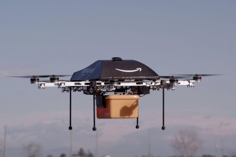 Innerhalb von fünf Jahren sollte aus diesem Prototypen einer Amazon-Drohne im Jahr 2013 ein Massenprodukt werden. Dieser Plan ist offensichtlich gescheitert