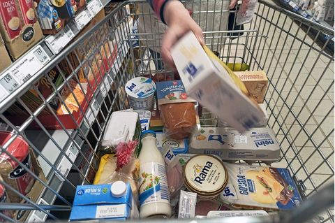 Immer mehr Menschen greifen in Krisenzeiten zu Eigenmarken der großen Supermarktketten, beobachtet GfK-Forscher Robert Kesckes