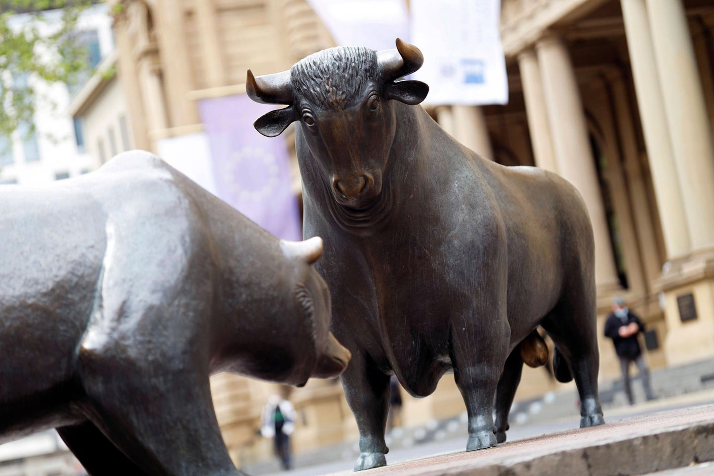 Bär und Bulle vor der Frankfurter Börse