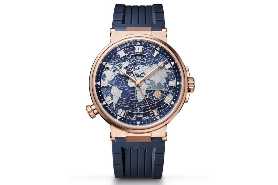 „Marine Hora Mundi“; Zifferblatt mit Wellen, Längen-, Breitengraden und Kontinenten; Werk mit GMT-Funktion; Roségoldgehäuse; Durchmesser: 43,9 mm; circa 73 700 Euro